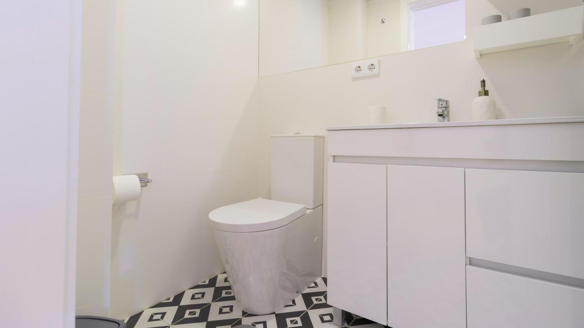 City Center Duplex W Patio By Lovelystay Porto Zewnętrze zdjęcie