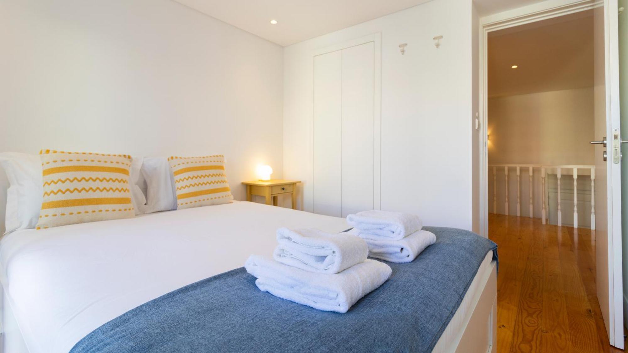 City Center Duplex W Patio By Lovelystay Porto Zewnętrze zdjęcie